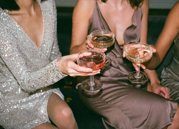 Hvordan style julebordantrekket – Din guide til sesongens mest elegante looks