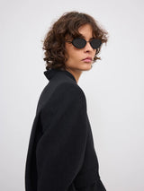 Short curved jacket
