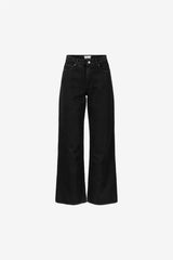 REIGN JEANS