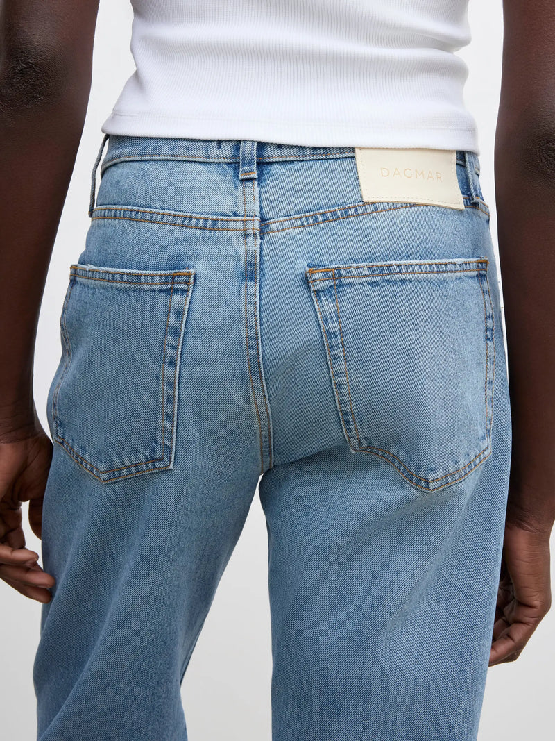Loose fit denim