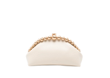 Cult Gaia Una Clutch i offwhite med runde gullfargede detaljer
