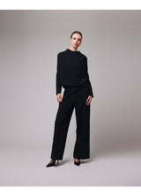 REIGN TAILORED EXTRA WIDE