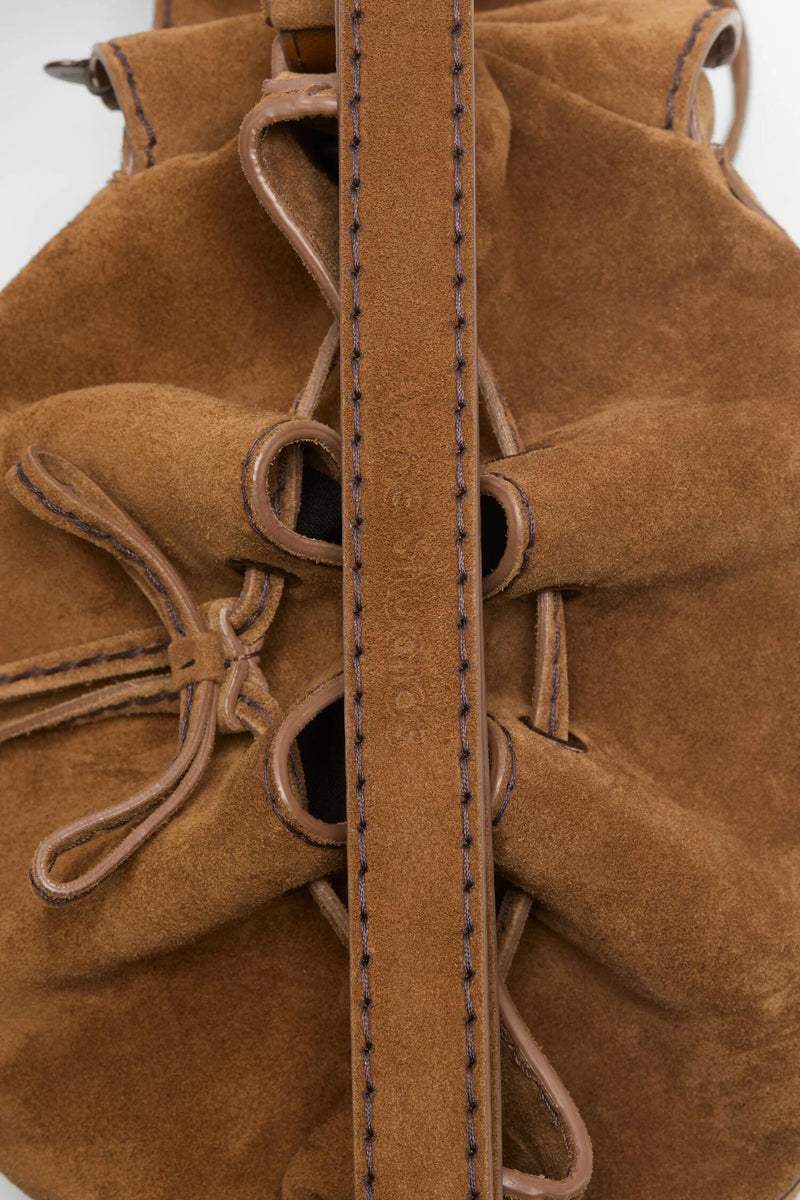 Multipocket Bucket Bag