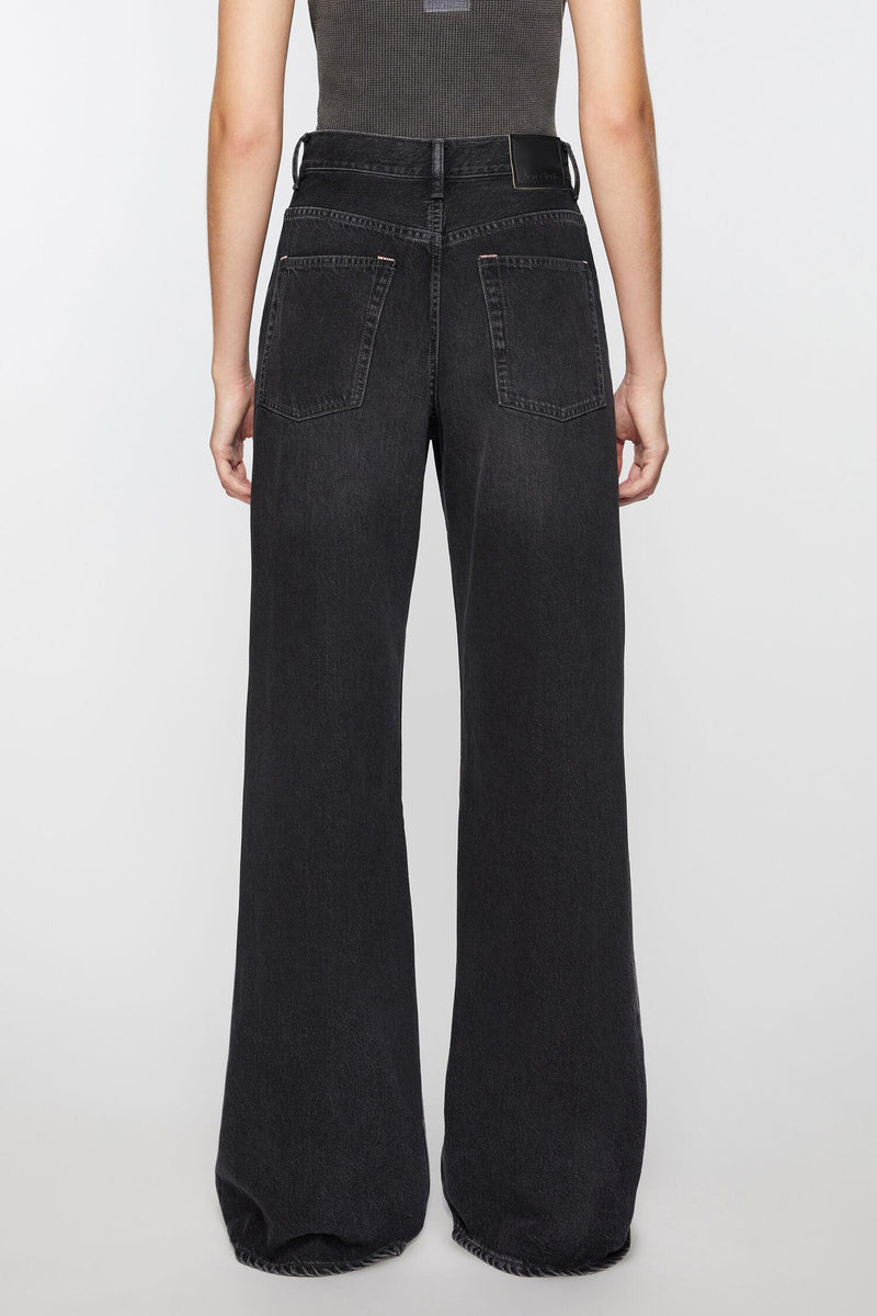 Relaxed Fit Jeans 2022