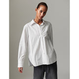 Stanley - Refined stripes