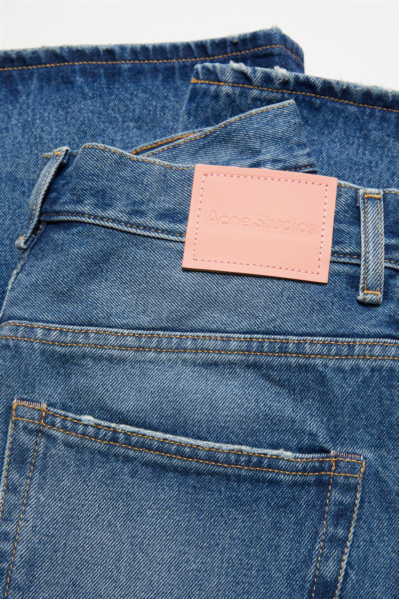 Relaxed Fit Jeans 2022