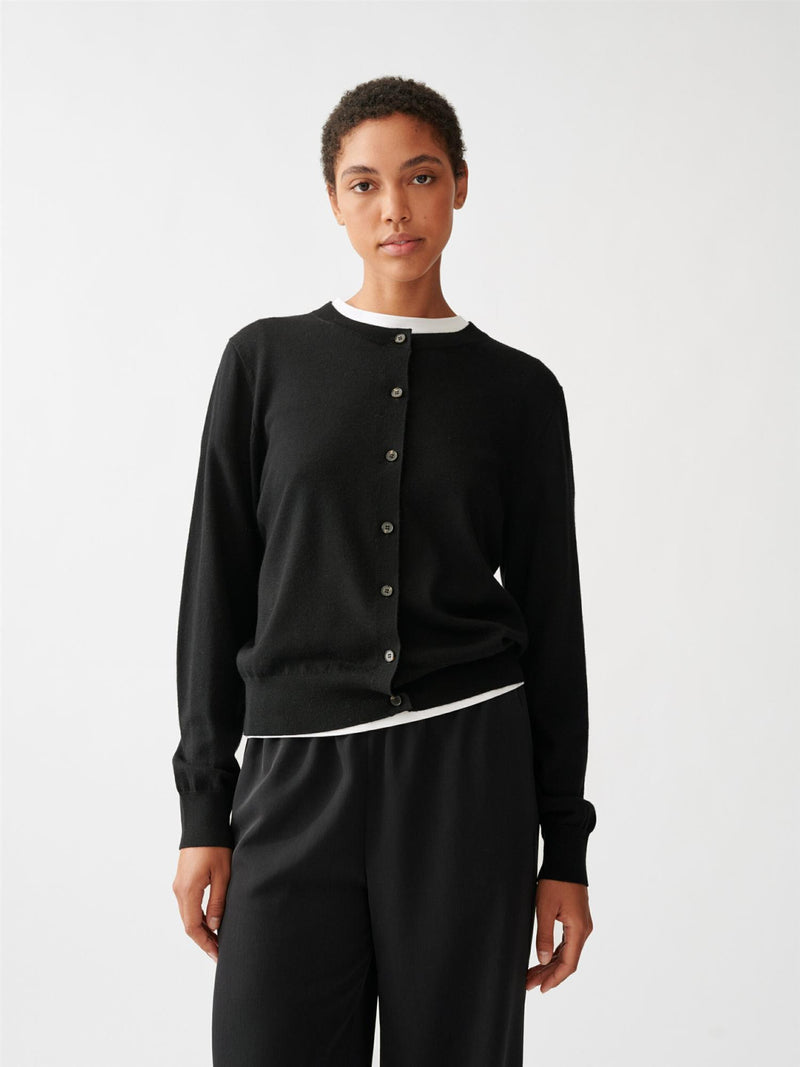 Lilja Merino Cardigan