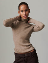 Sierra Turtleneck - Daily Elements