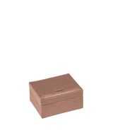 DAY ET Small Moiré smykkeskrin i Ginger Snap med lukket lokk og diskret logo.