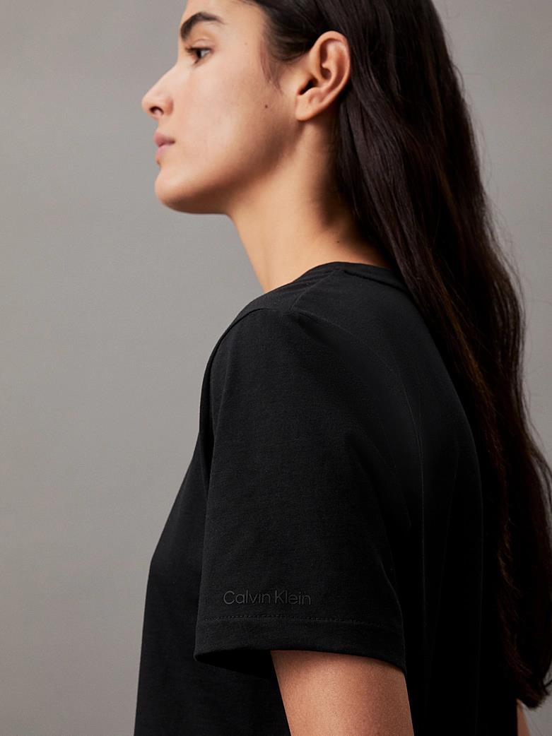 Smooth Cotton Crew Neck Tee