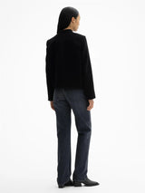 Short curved jacket