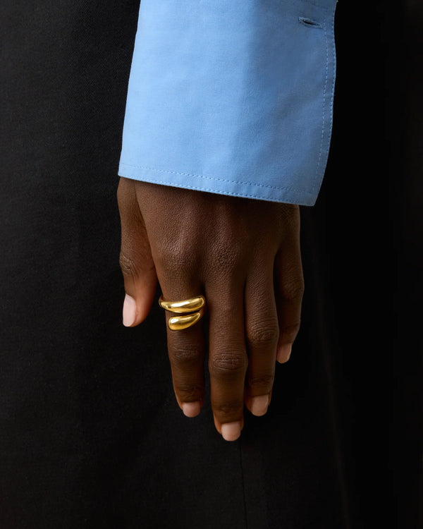 THE VICTORIA RING
