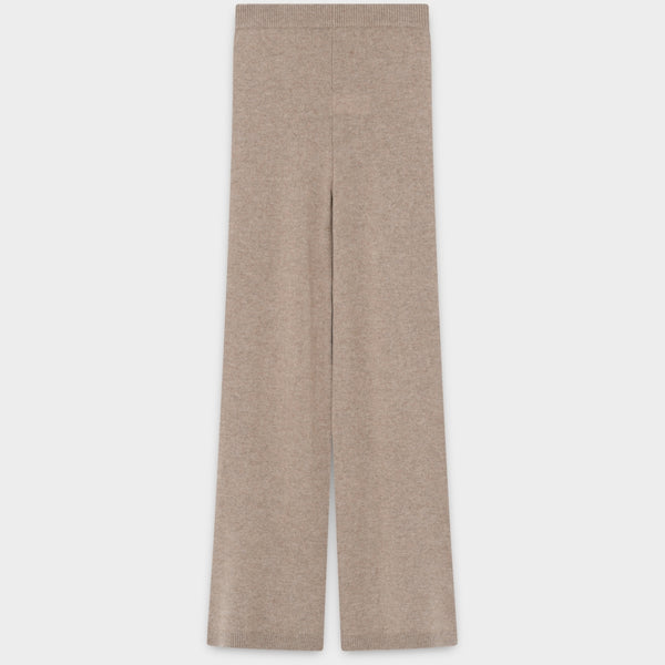 Nevin - Medium Soft Wool