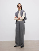 Elastic wool trousers