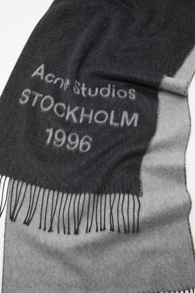 Logo Scarf - Wide