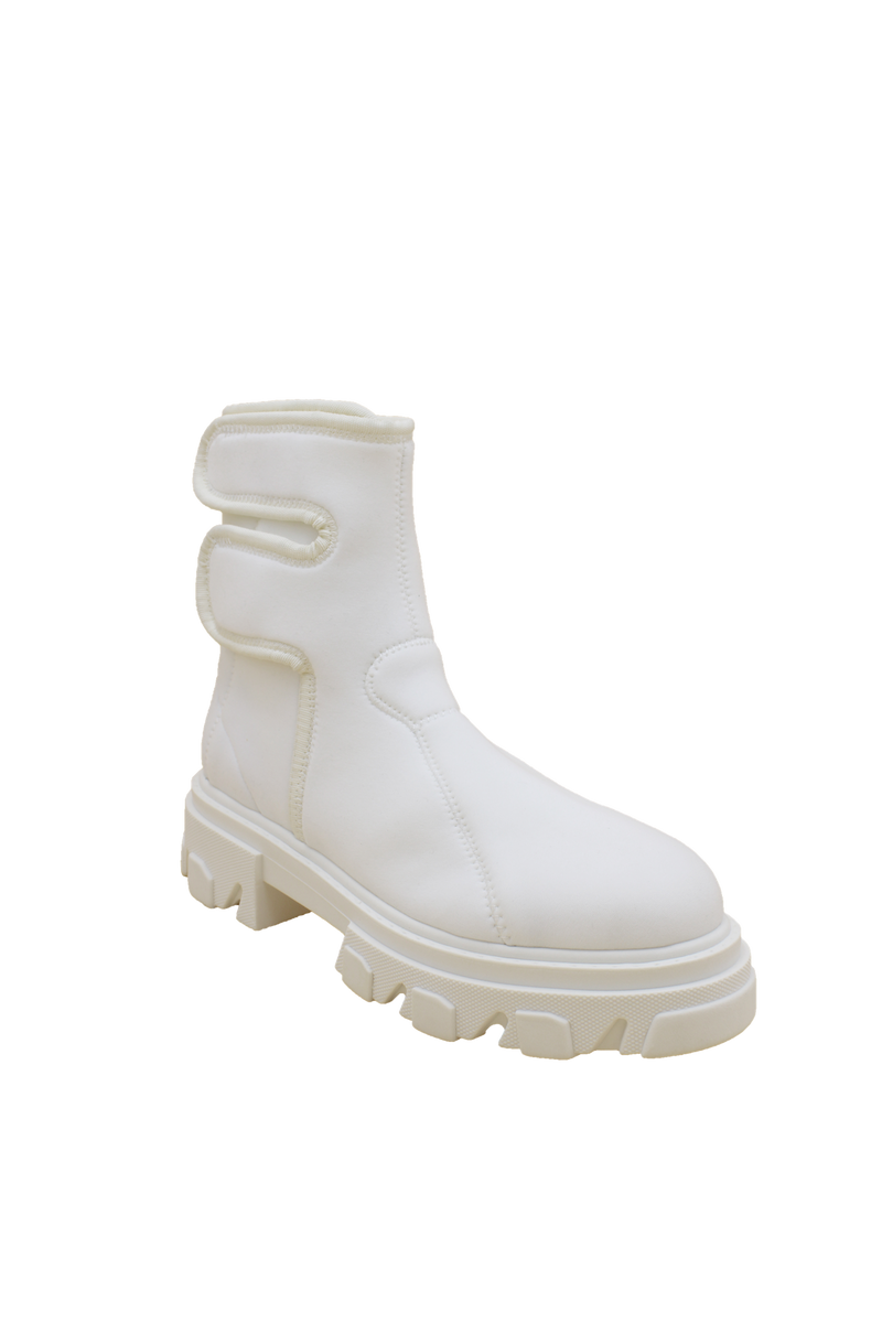 GIA 9 Strap Boot