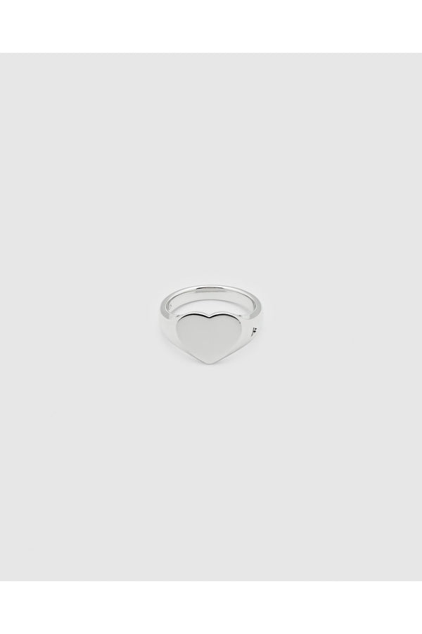 Mini heart ring