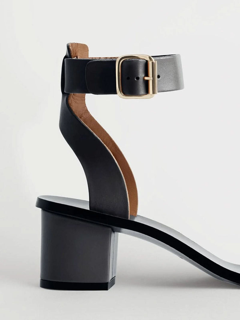 Carmen Black Vacchetta