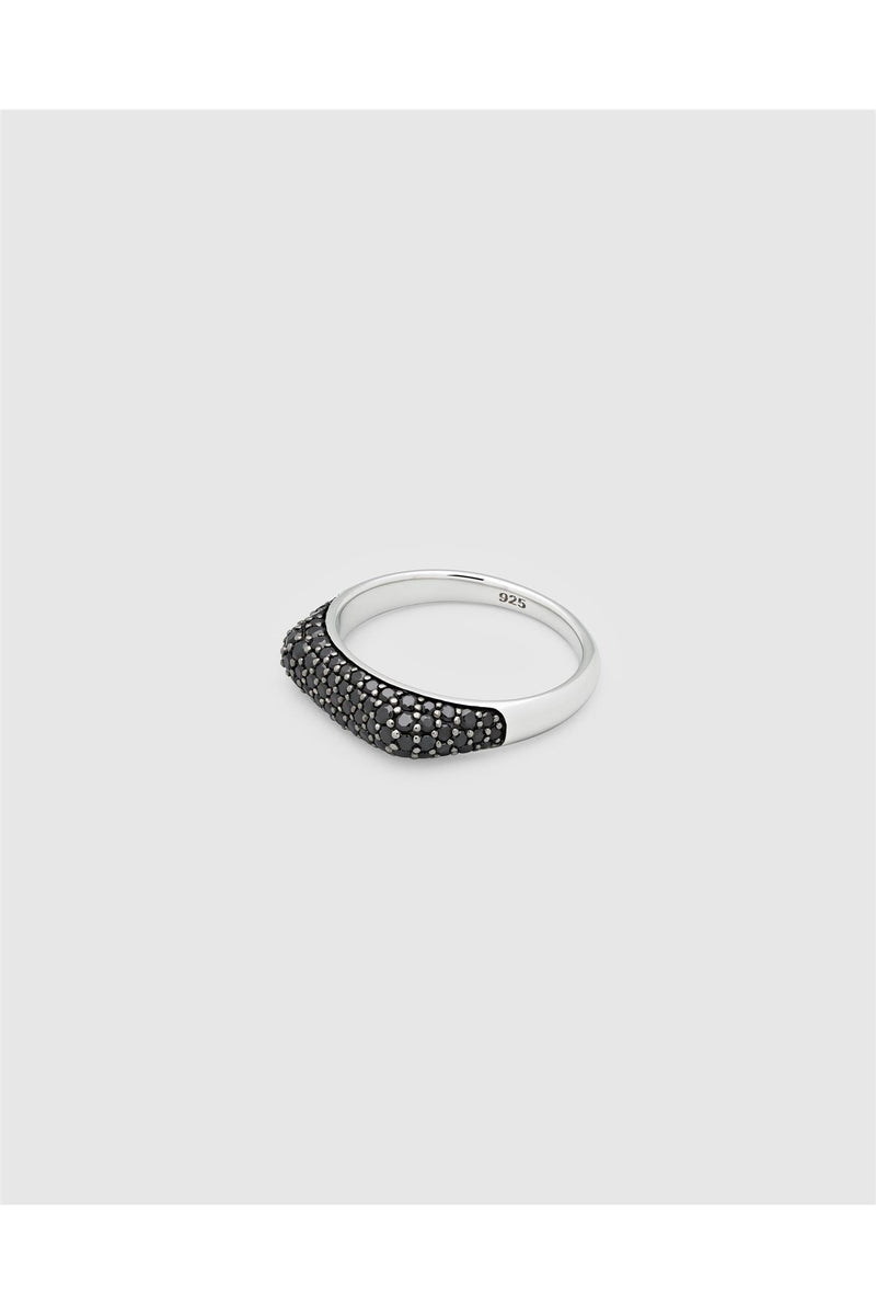 Knut ring Spinel