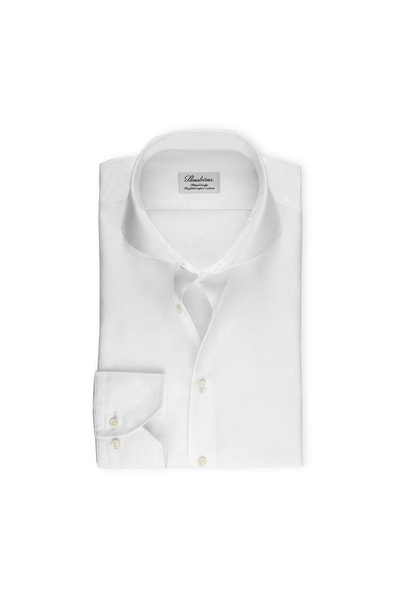 Fitted body, White twill shirt